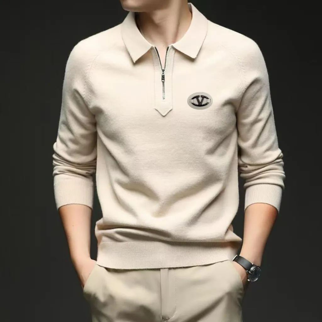 Valentino/26 Autumn and Winter New Arrival Lapel Zipper Wool Sweater Textured Collar Splicing, His Simple and Classic Combination of Designs that Have Been Fashioned into One Seemingly Niche Design Can Go Well with Various Occasions Thickened Fabric Yarn Made of Wool Thickness in Autumn and Winter The upper body is comfortable, Breathable, and has good warmth retention Size: M-3XL